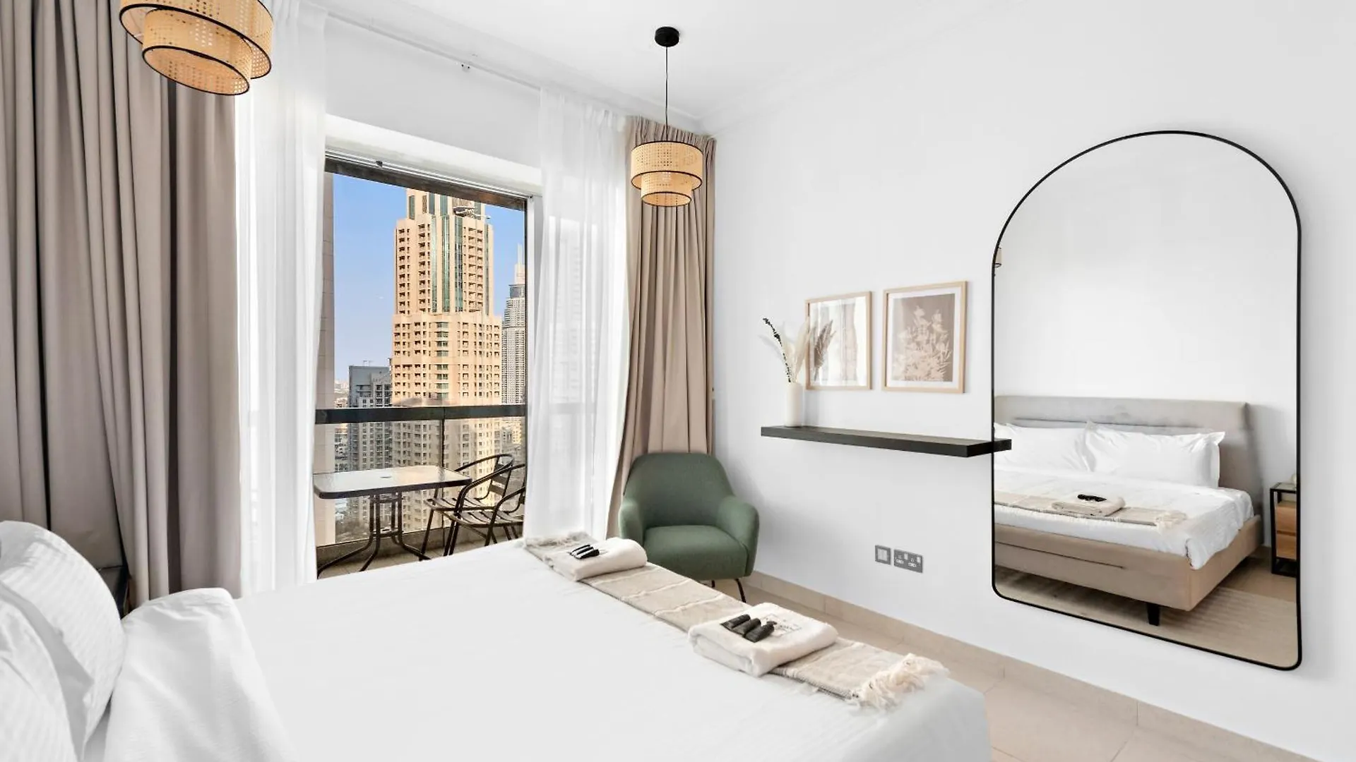 두바이 Luxury 2Bdr In Downtown 8 Blvd Walk 아파트